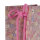 Rosa Flaschentasche mit Blumenmuster, Maße 35 x 12,5 x 9 cm, aus FSC Mix Material