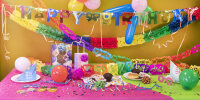 Bunte Partygirlande mit der Aufschrift Happy Birthday in ca 1,55 Metern Länge aus FSC-Mix Material