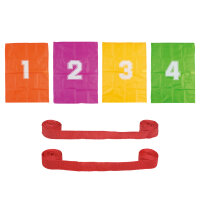Set aus vier Hüpfsäcken in verschiedenen Farben mit Start- und Zielband für lustige Wettrennen im Garten oder auf dem Spielplatz
